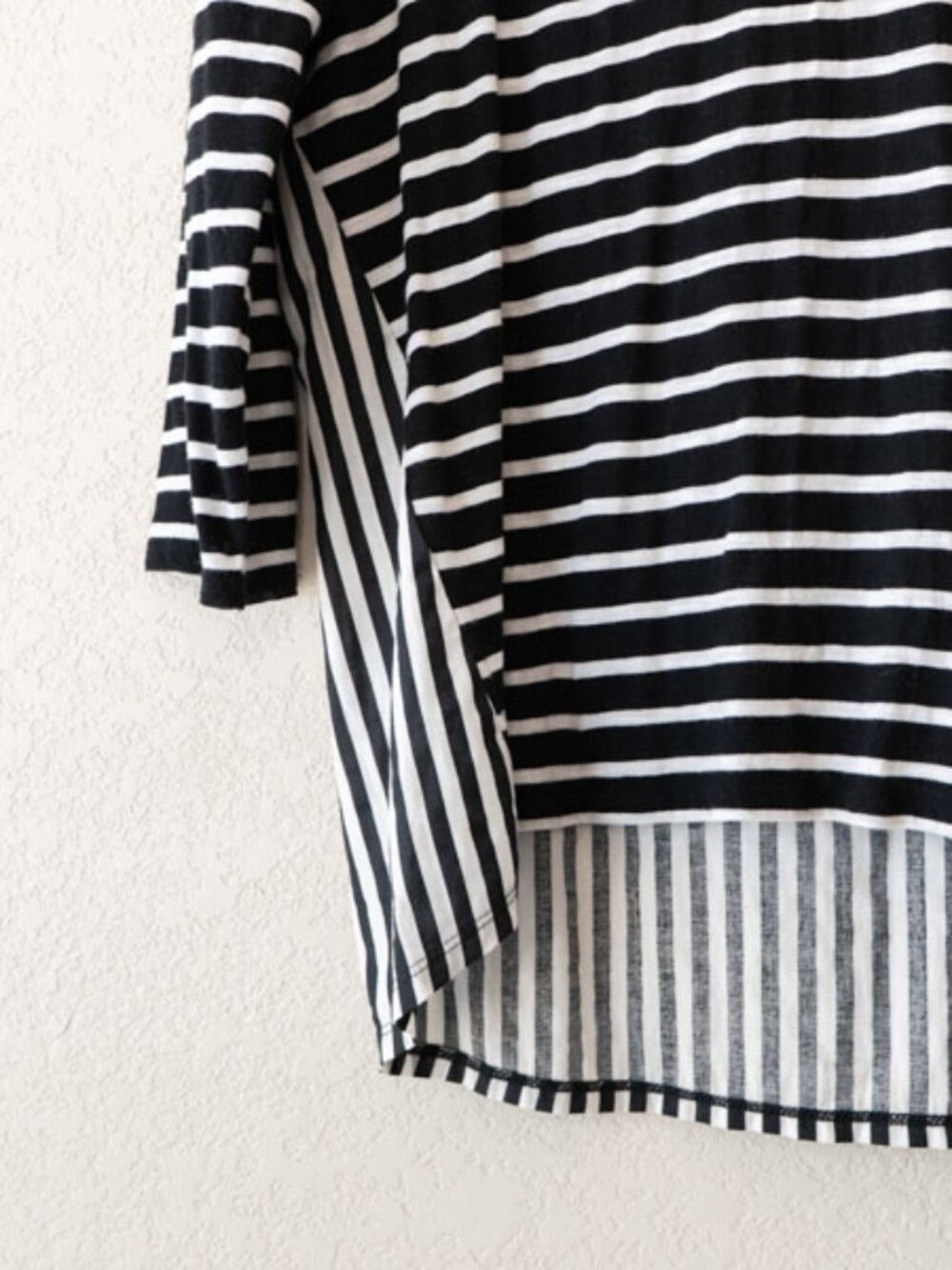 Chico’s Black White Stripe Lace Back Hi Lo Top Medium 100% Cotton Nautical - Picture 5 of 12
